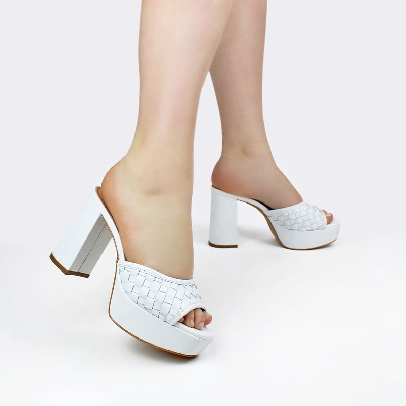 hover