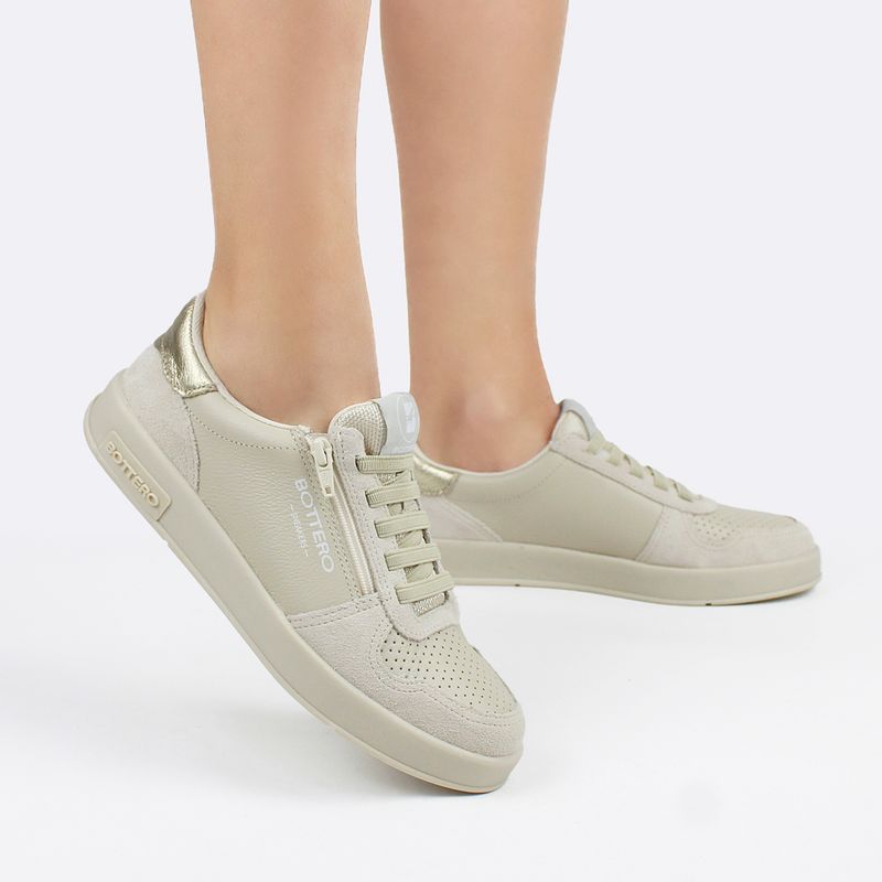 hover