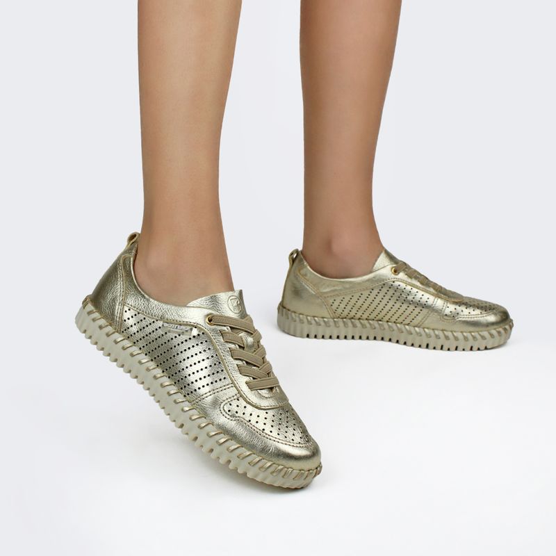 hover